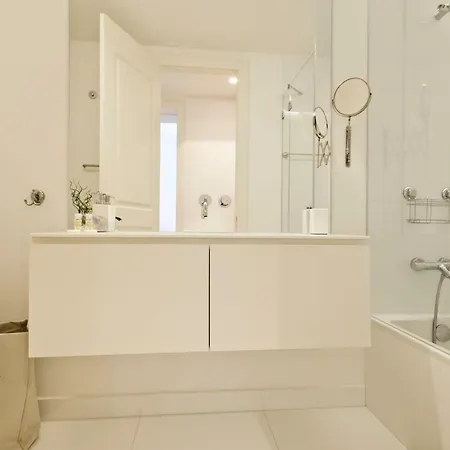 Libest Av. Da Republica 1 - Saldanha Lisboa